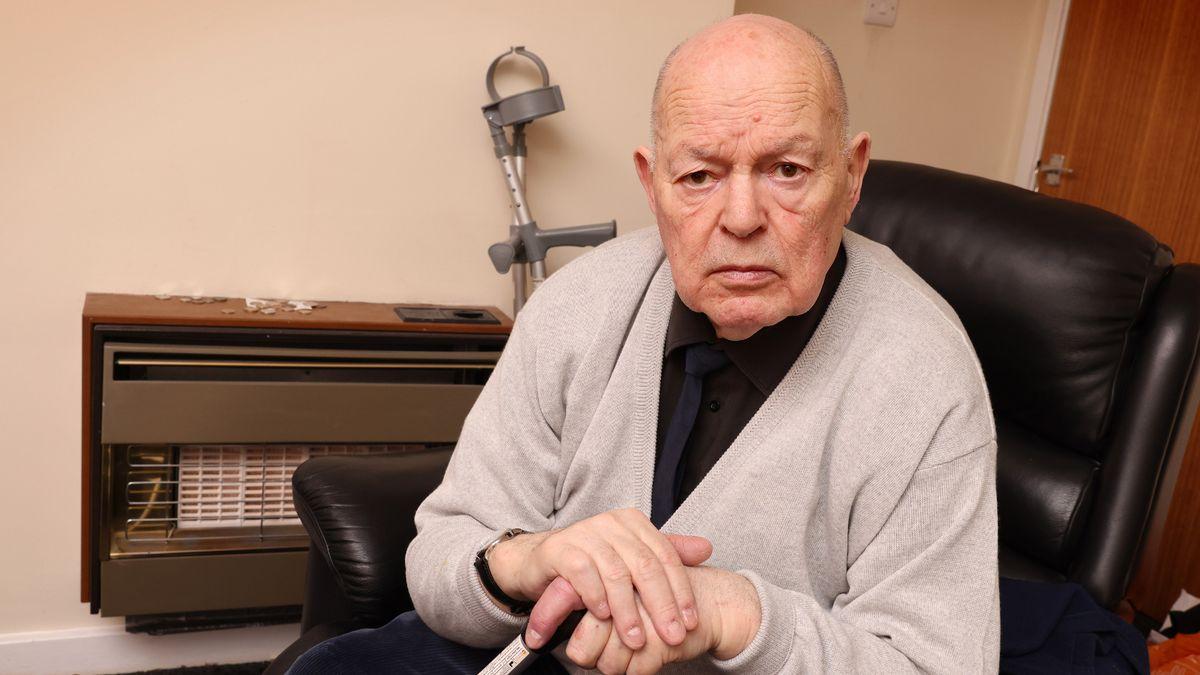 82-летний клиент British Gas вынужден тратить средства на свои похороны после того, как счета за электроэнергию выросли в четыре раза