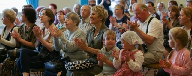 В Электроуглях отметили День семьи, любви и верности