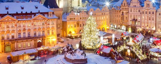 Чехия снимает ограничения: заработают рестораны, магазины и рождественские ярмарки