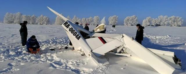 После крушения легкомоторного самолета в Алтайском крае завели уголовное дело