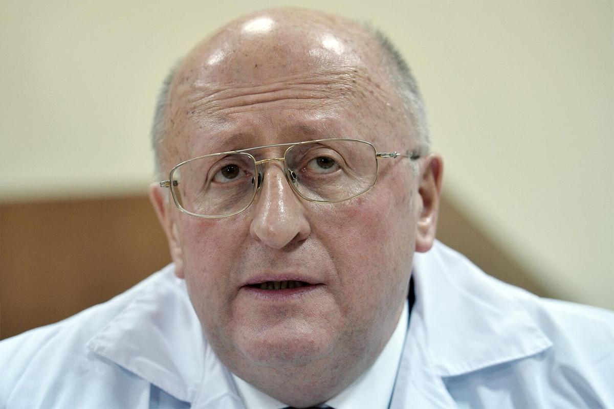 Гинцбург рассказал, когда пациенты могут начать получать вакцину от рака