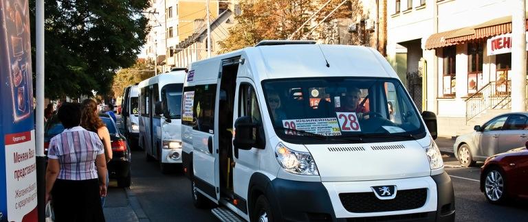 В Краснодаре после взрыва маршрутки проверят общественный транспорт