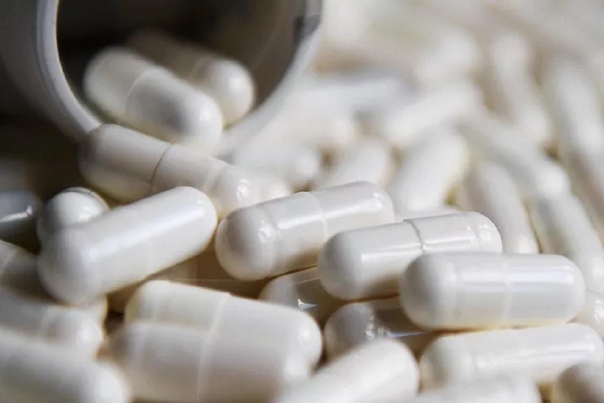 Врач развеяла миф о чудодейственных таблетках от отеков и лишнего веса