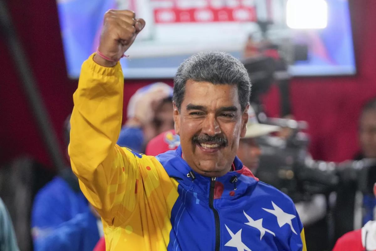 Венесуэла отзывает своих дипломатов из семи стран