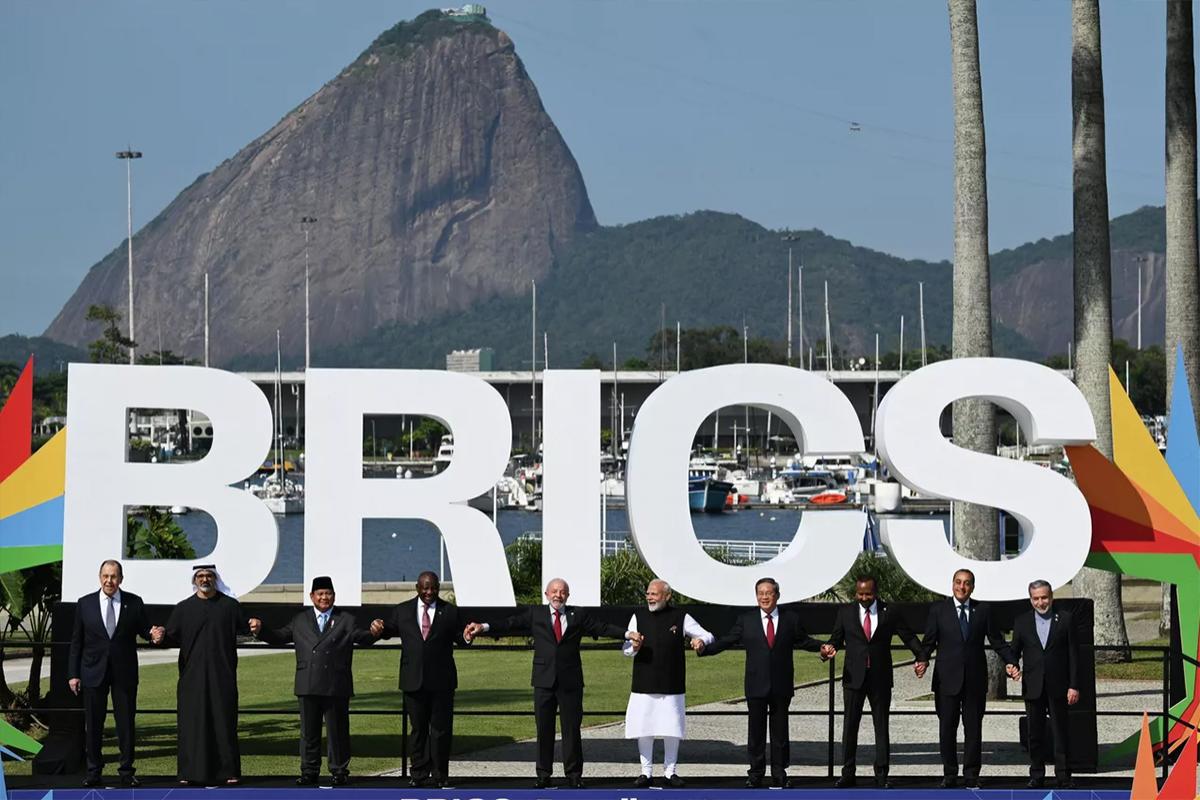 В Сербии заявили, что БРИКС предлагает стране реальную альтернативу ЕС