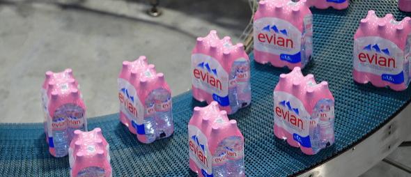 Danone останавливает импорт в Россию воды Evian и молока Alpro