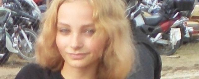Тату – особая примета: В Симферополе разыскивают 15-летнюю Юлию Шахрай
