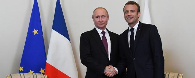 Читатели Le Figaro предложили Франции выйти из НАТО и стать союзником РФ