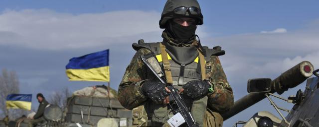 Военный ВСУ застрелил жителя Мариуполя за поездку в Крым в 2018 году
