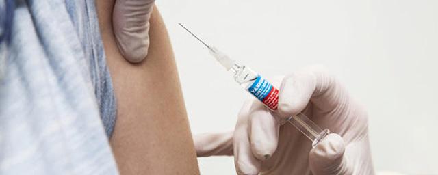 Минобрнауки: Преподаватели и студенты имеют право не делать прививку
