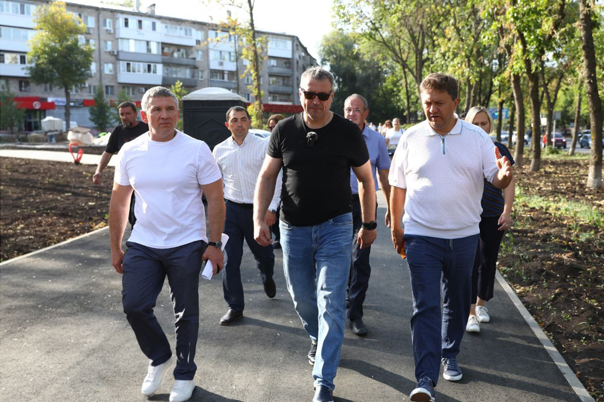 Мэр Иван Носков: Три общественных пространства Самары благоустроены на 45%