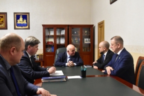 Губернатор Сергей Ситников обсудил реализацию совместных проектов с гендиректором ООО «Свеза-Лес»