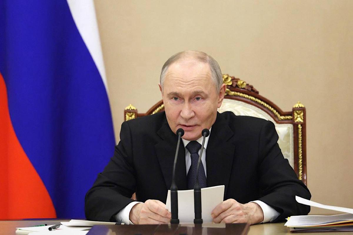 Доверие Владимиру Путину растет, достигнув 80,2%