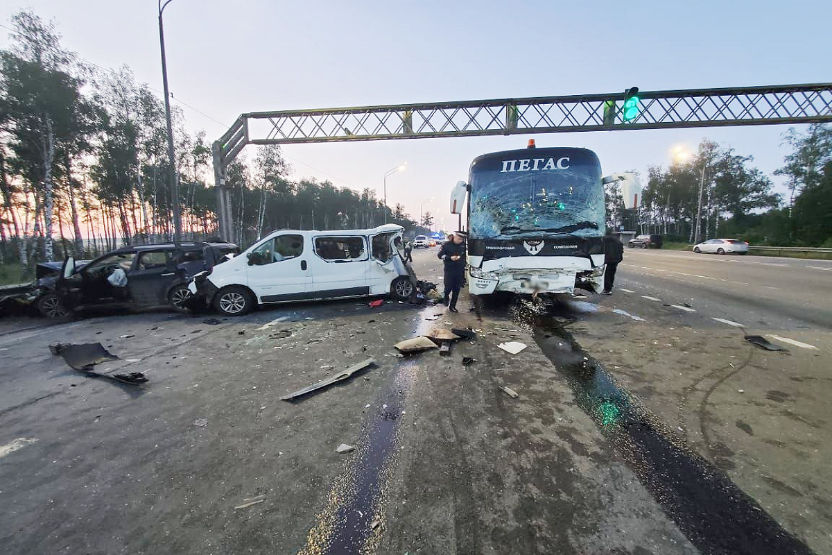 Врачи рассказали о состоянии пострадавших в крупном ДТП под Владимиром