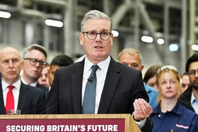 Британского премьера уличили во лжи из-за назначения друга Эпштейна послом: тори требуют голову Стармера