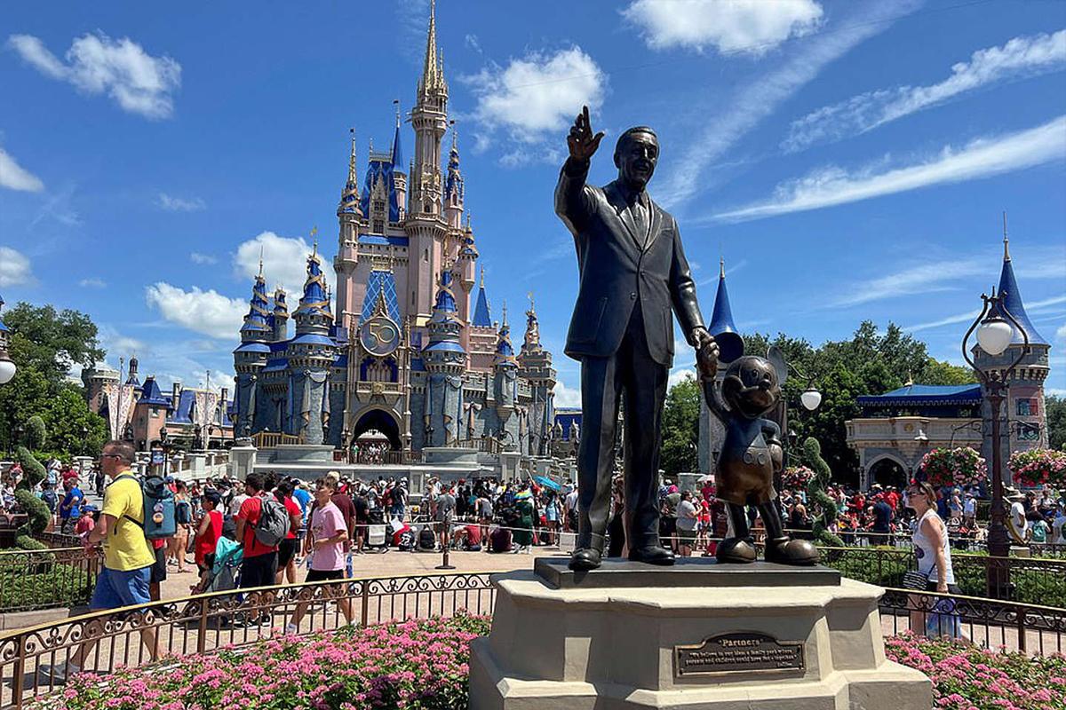 В «Мире Уолта Диснея» во Флориде погиб третий человек за 10 дней