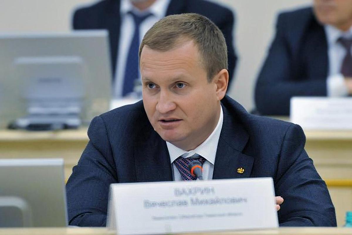 Замгубернатора Тюменской области уволили на фоне обвинений в коррупции