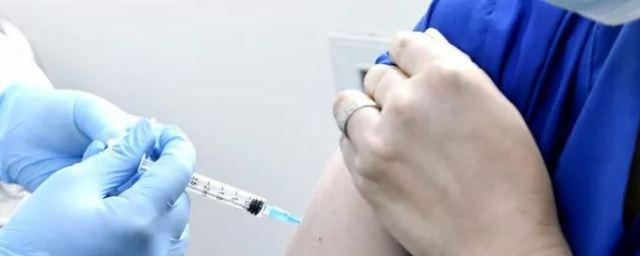 Россиянам объяснили, может ли вакцинация заразить коронавирусом
