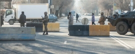 Полиция Алма-Аты перекрыла дорожное движение из-за проведения антитеррористической операции