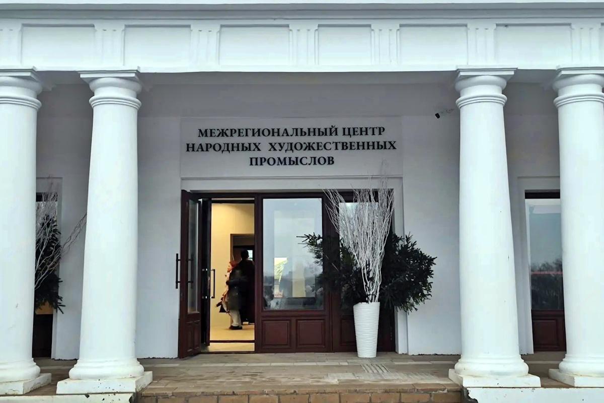 В Суздале открыли центр для поддержки и популяризации ремесленного наследия России