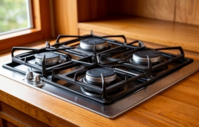 49 погибших за четыре года: почему рекомендацию Минчистоты о замене плит лучше не игнорировать