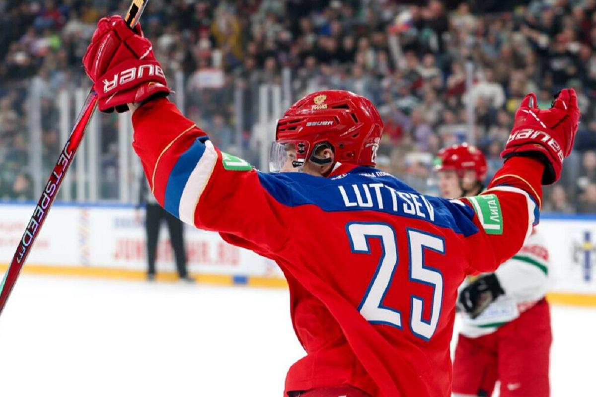 В Новосибирске побит рекорд посещаемости матчей молодежной сборной по хоккею