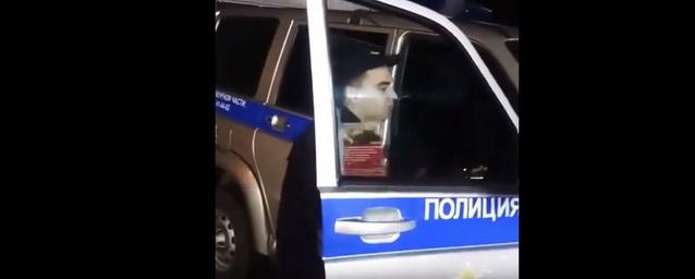 Шаурма вышла боком: В Ульяновске уволили отказавшегося помогать таксисту росгвардейца