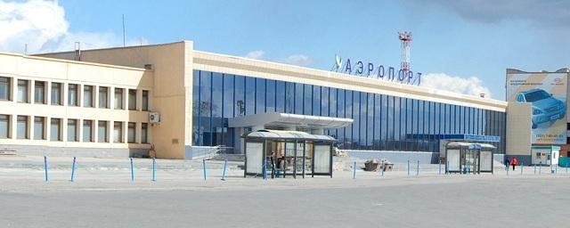 Закрытый из-за снегопада челябинский аэропорт возобновил работу