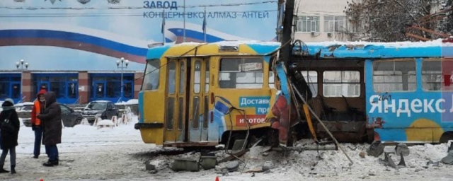 В Нижнем Новгороде произошел сход трамвая с рельсов