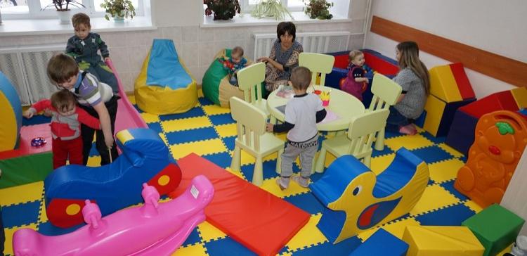В Иркутской областной детской больнице открыли игровую комнату