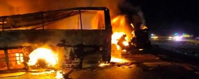 Не менее 20 человек погибли в Египте в ДТП с участием автобуса и бензовоза
