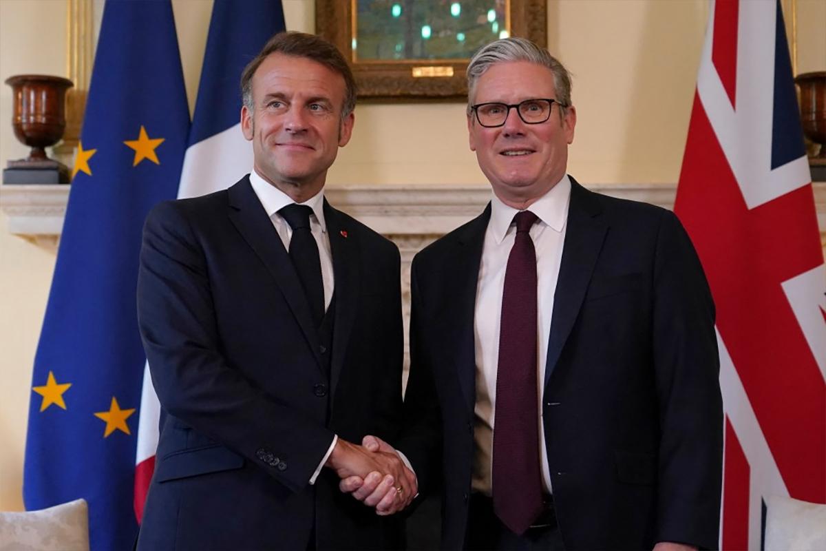 Стало известно, как Макрон унизил Стармера