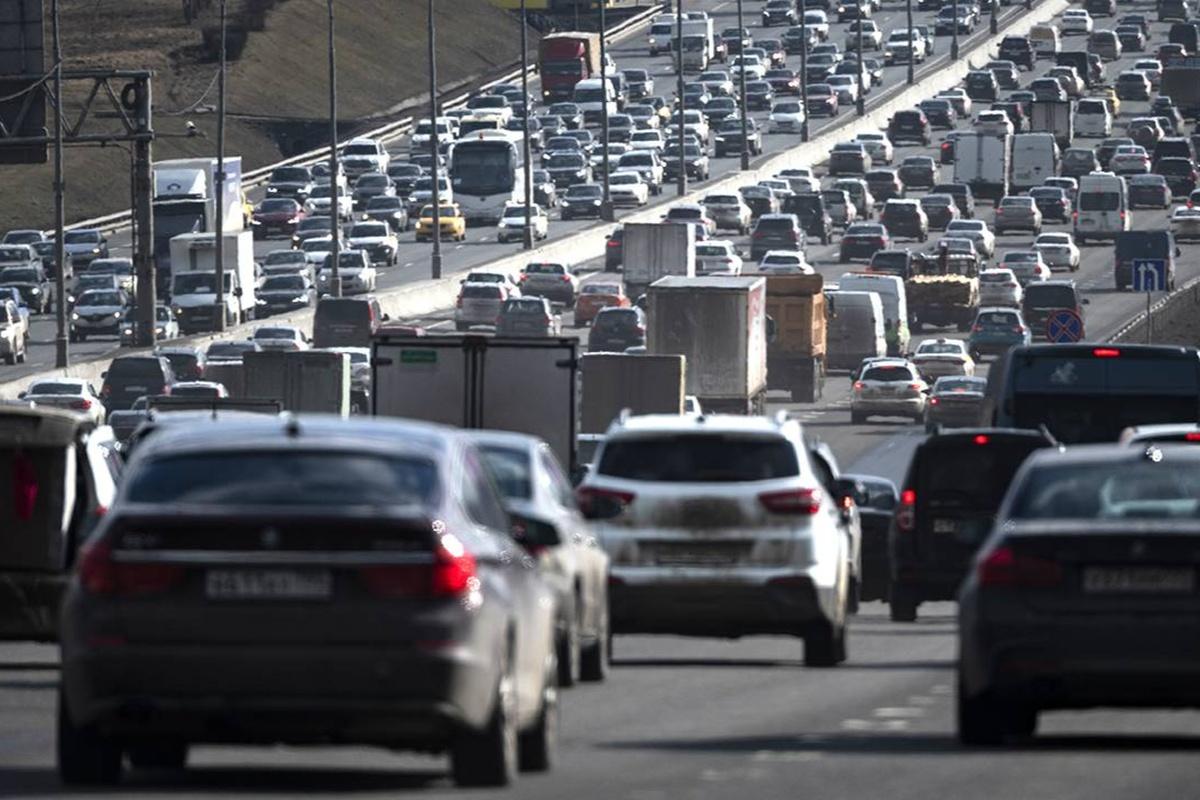 Средний возраст автомобилей в России продолжает расти