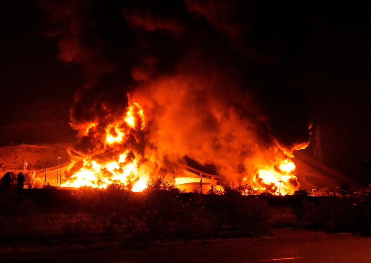 Тегеран в огне: как два дня изменили расклад сил на Ближнем Востоке