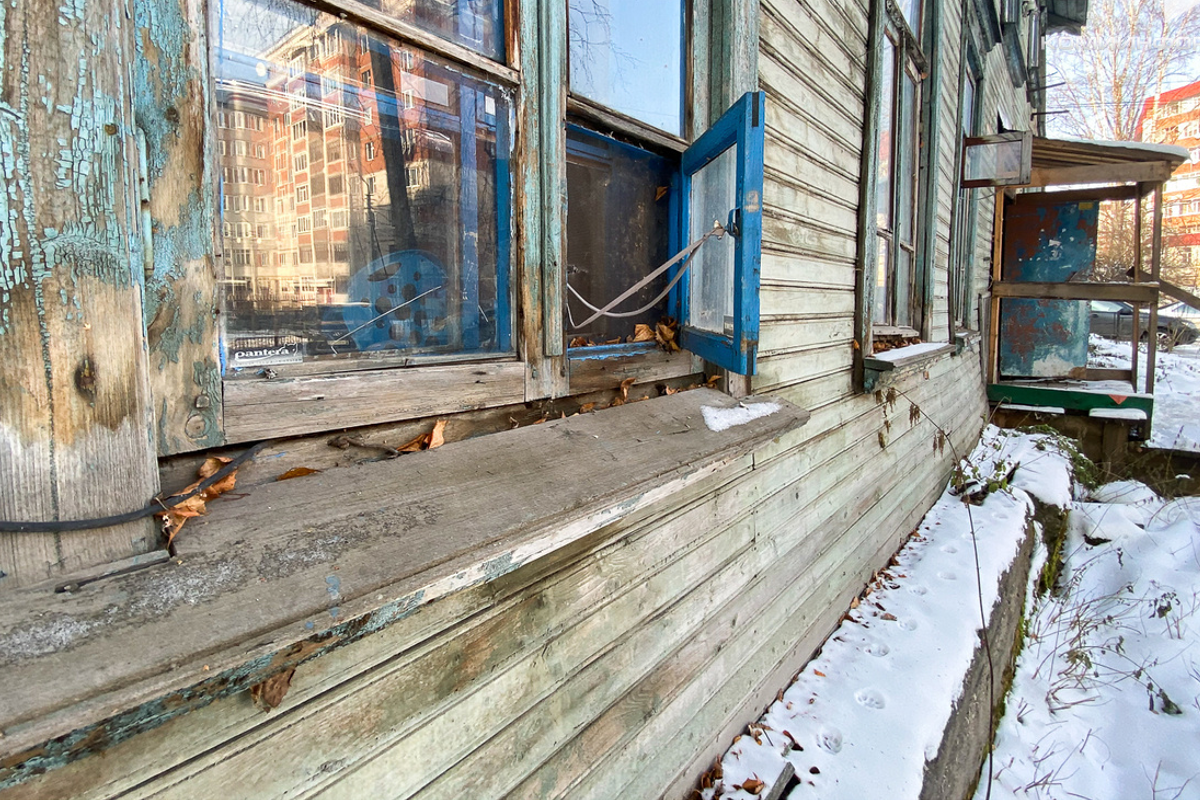 В Сыктывкаре за год 35 жильцам аварийных помещений предоставили новые квартиры по соцнайму