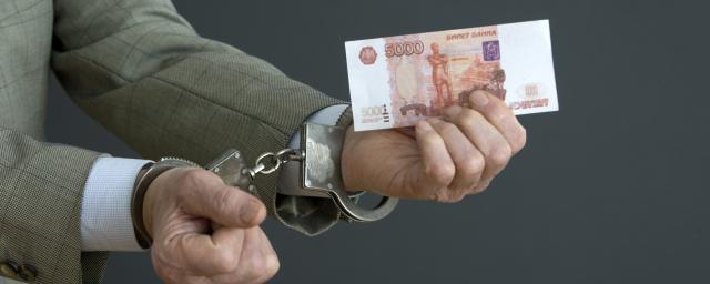 В Краснодаре приставы отправятся под суд из-за помощи должникам в отъезде за границу