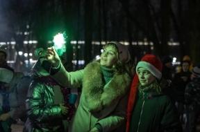 Мэр Александр Новиков призвал смолян отказаться от пиротехники на Новый год