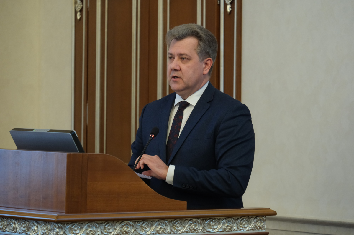 46 проектов для улучшения жизни населения: проект бюджета Новосибирской области на 2026 год и период 2027–2028 годов был одобрен на слушаниях