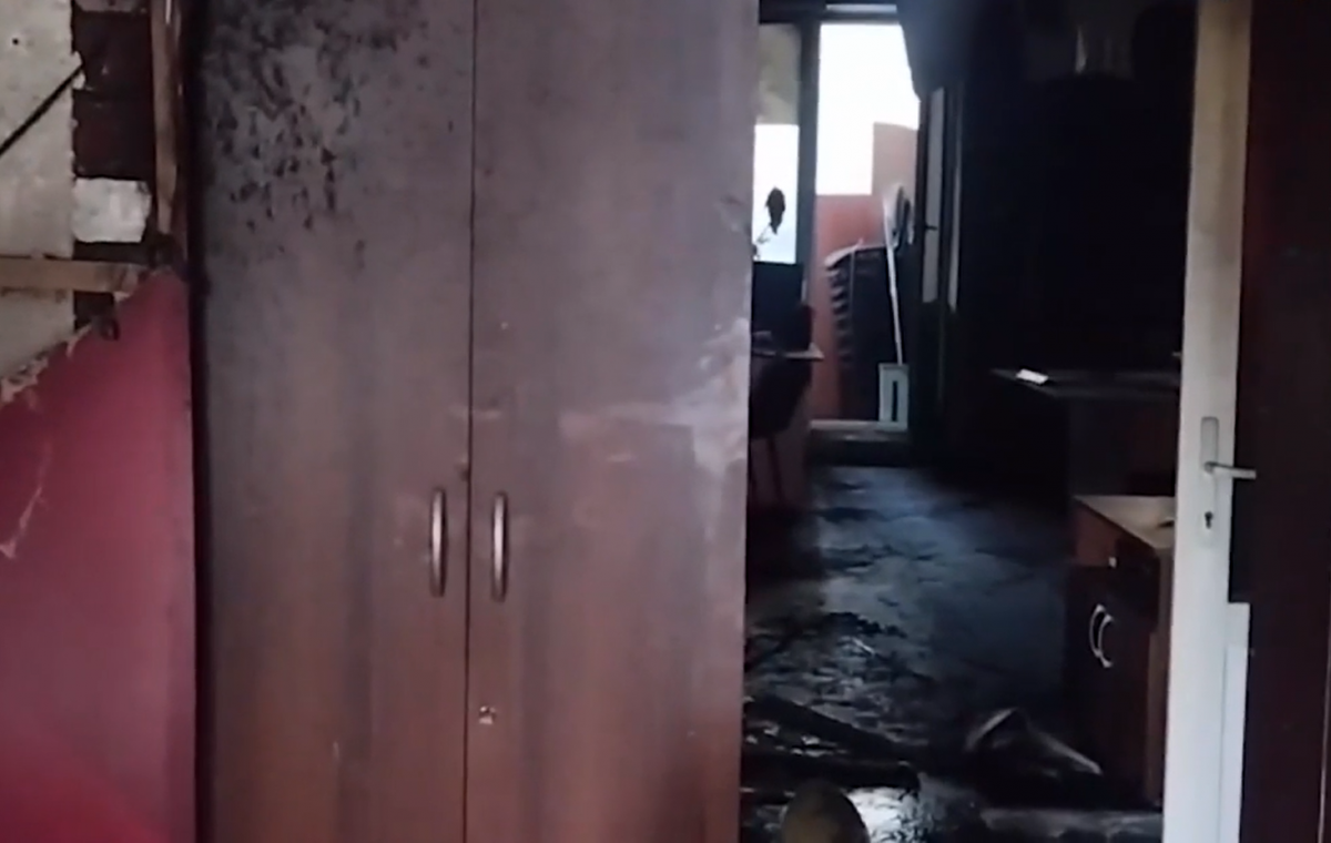 В Абакане подожгли офис Народного фронта: половина помещения выгорела