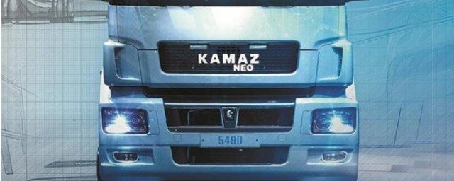 КамАЗ поставил двум компаниям крупные партии тягачей