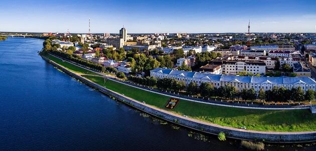 По выходным в Твери будет запрещена парковка и движение транспорта на набережной Степана Разина