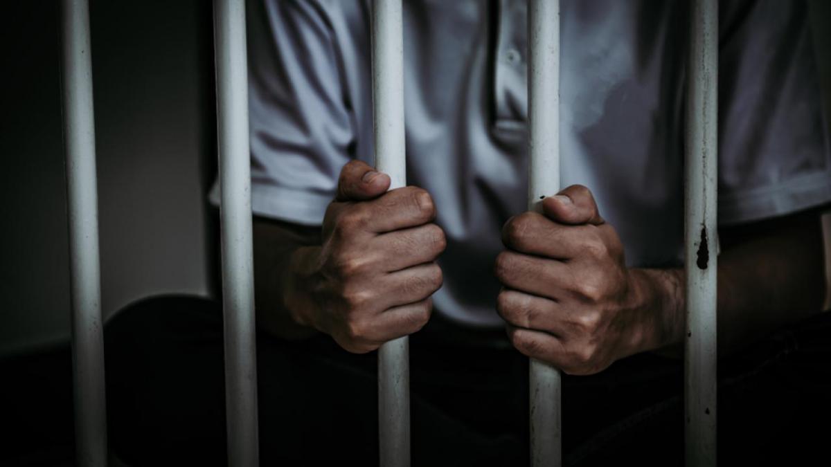 Жителя Оренбурга приговорили к 16,5 годам лишения свободы за убийство дочери и бывшей жены