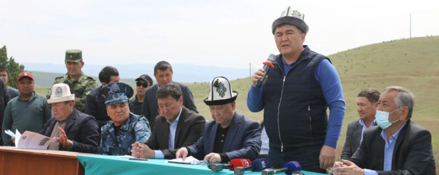 Кыргызстанцы остались недовольны желанием властей передать Узбекистану землю