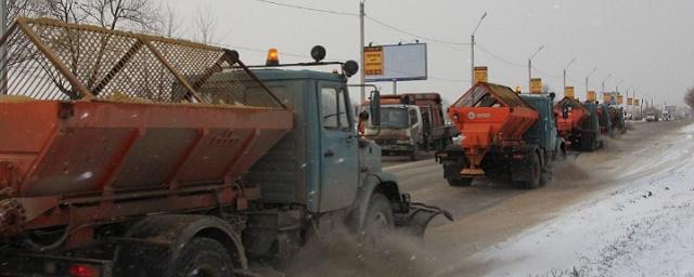 Дороги Рязани от снега очищают более 70 единиц спецтехники