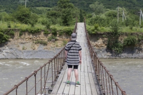 В Майкопском районе Адыгеи капитально отремонтируют  обрушившийся подвесной мост
