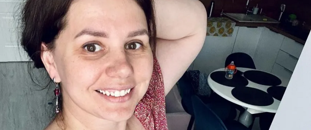 Блогер Балмашева родила сына от 22-летнего пасынка