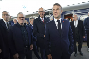 Клоуны в Киеве: ирландский журналист раскритиковал европейских лидеров