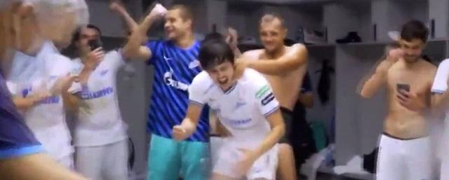 В РФС предложили наказать Дзюбу и Азмуна за имитацию полового акта