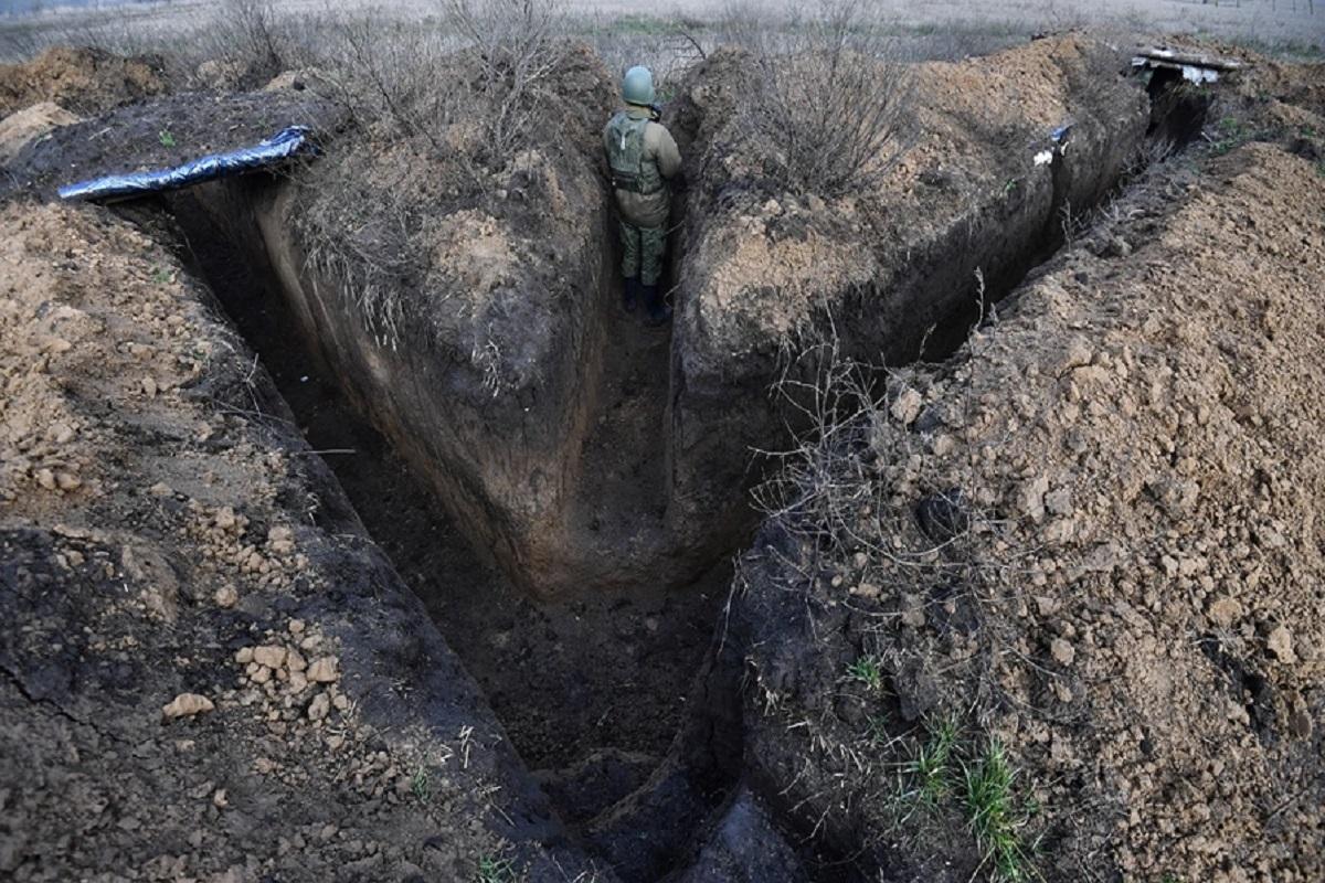 Около трех бригад ВСУ попали под окружение в ДНР