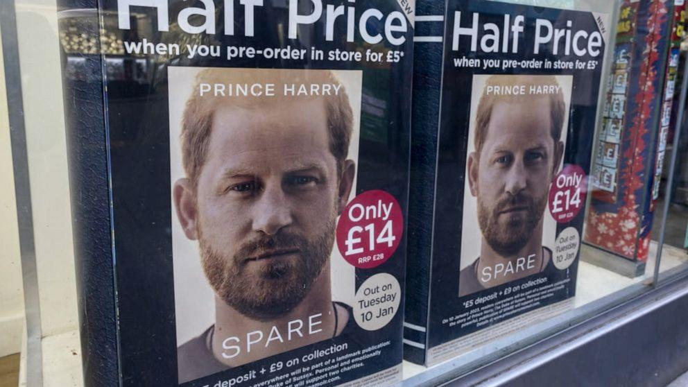 В Великобритании в продаже появились мемуары принца Гарри